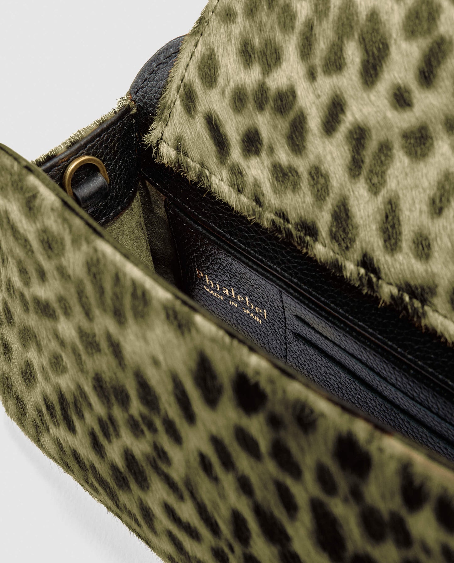 Bolso mini de pelo Phialebel en print de leopardo verde