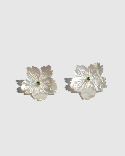 Pendientes de perla madre con cristal verde