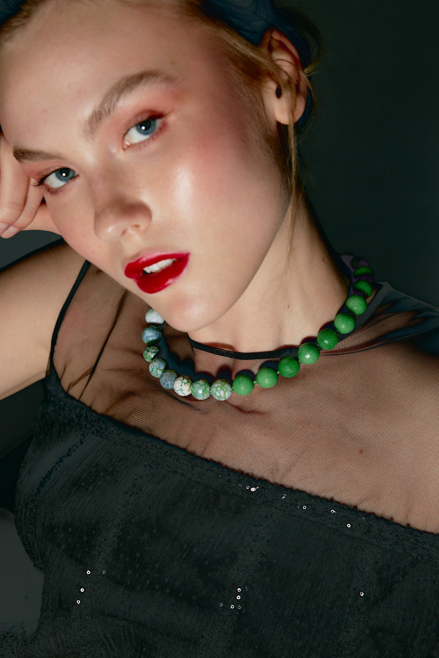 Collar en piedras naturales verdes
