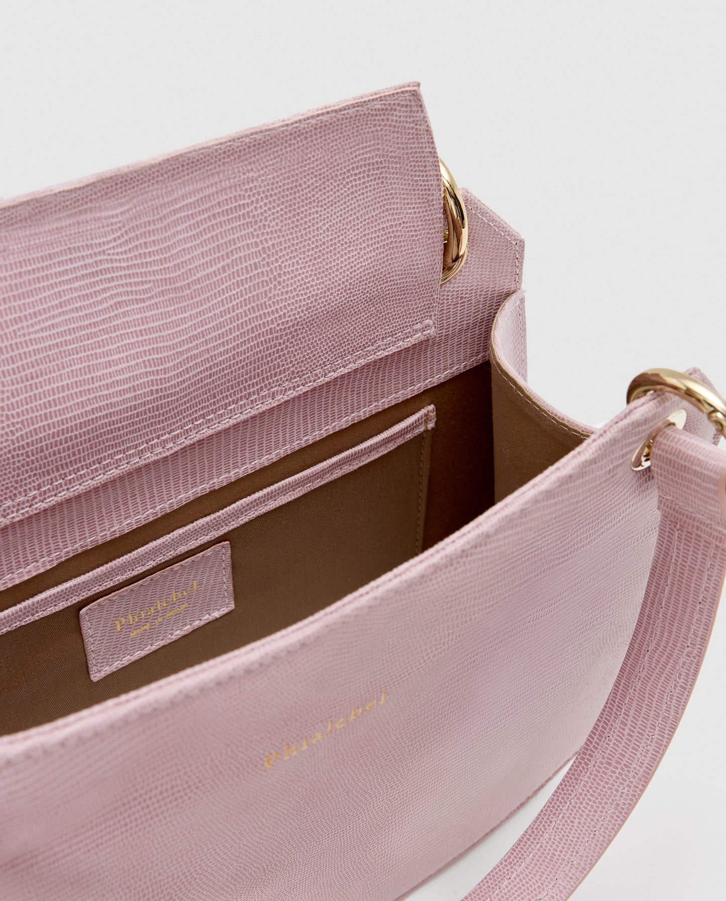 Bolso de hombro Olympia en piel rosa con acabado efecto lizard