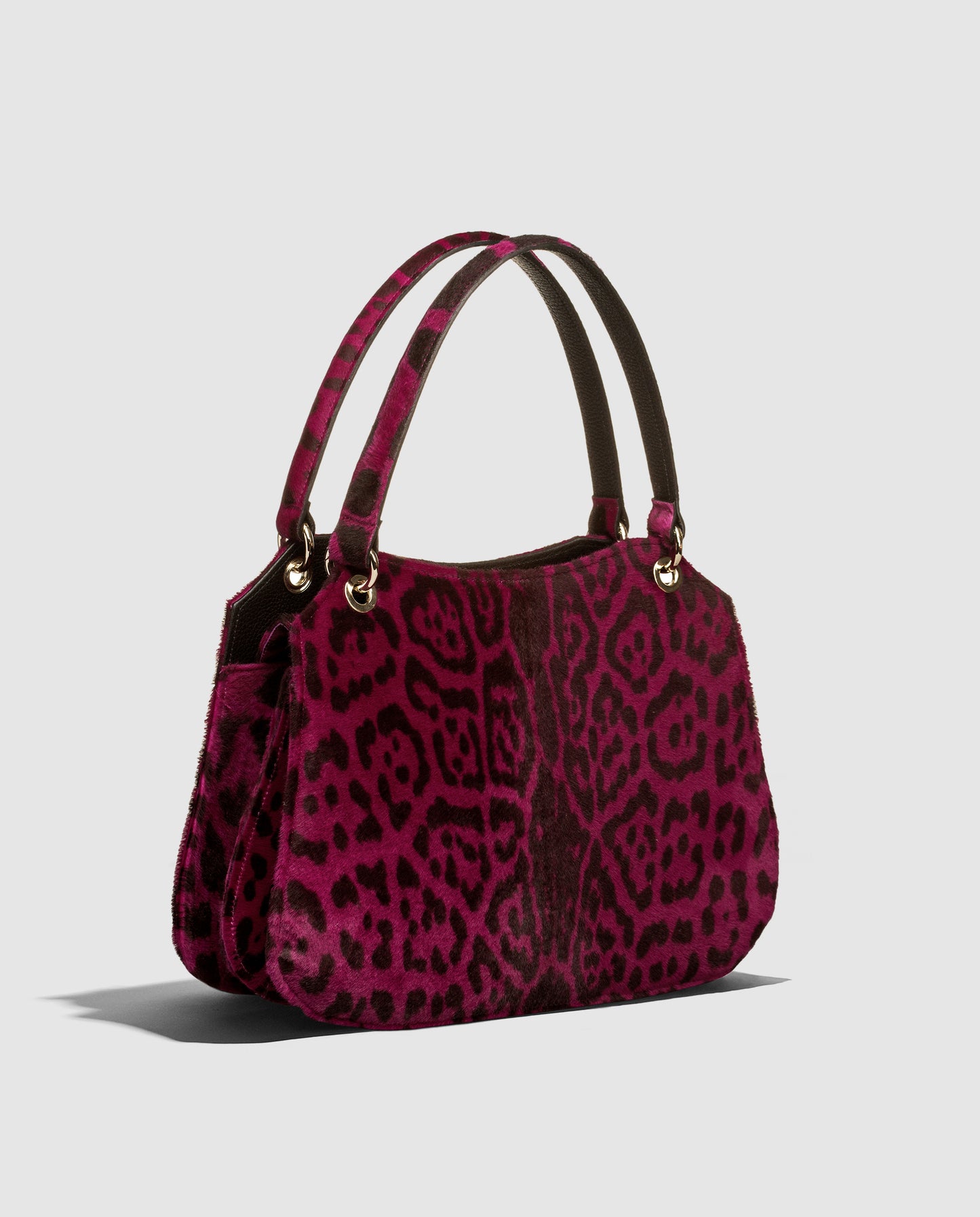 Bolso con estampado de leopardo fucsia con dos asas