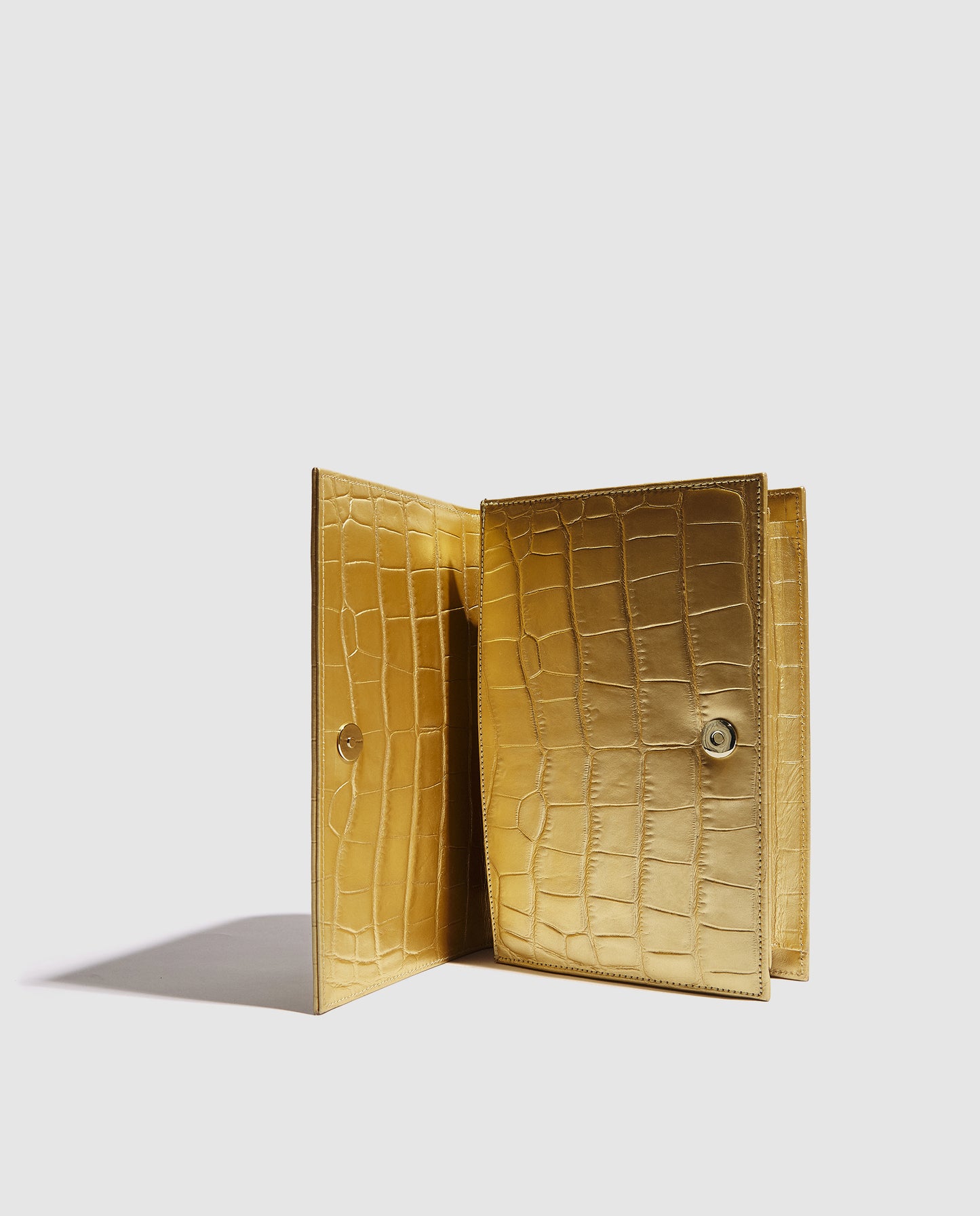 Bolso dorado brillante para fiesta