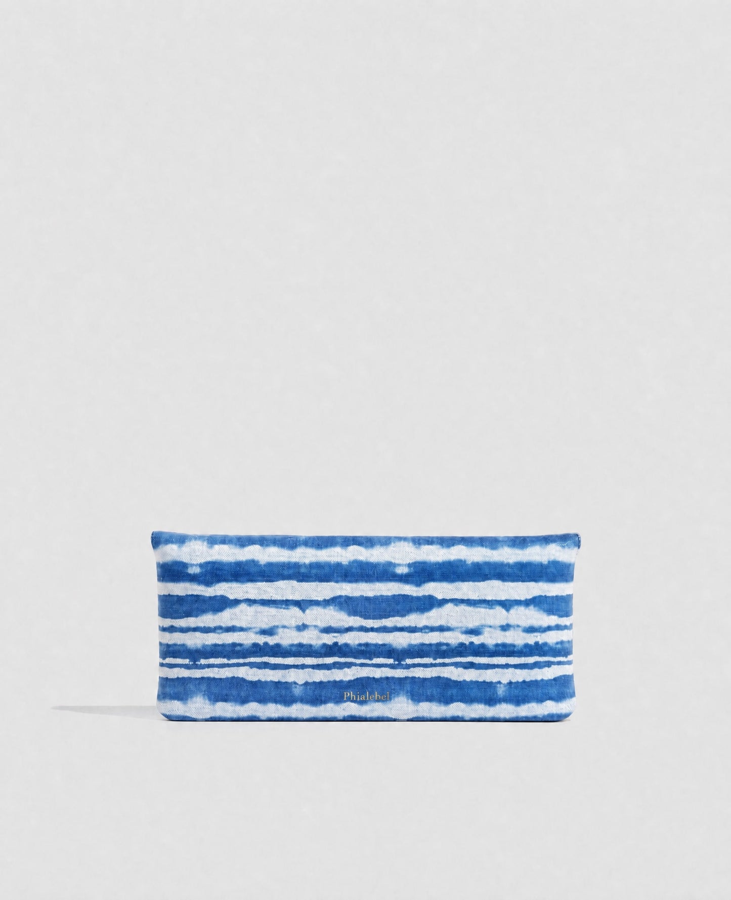 Clutch bag in black crocodile-embossed cowhide leather