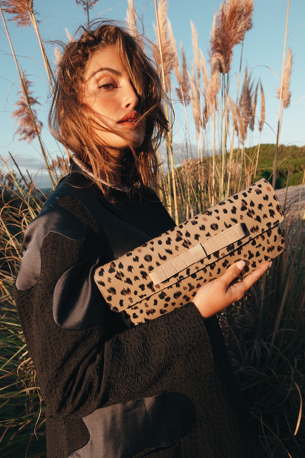 Cartera Belén Piel Leopardo Nude