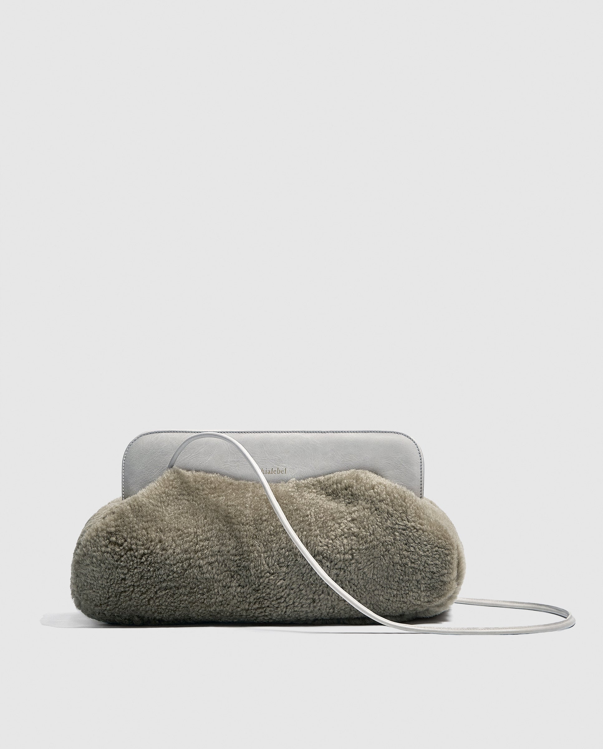 Bolso de hombro borreguito beige